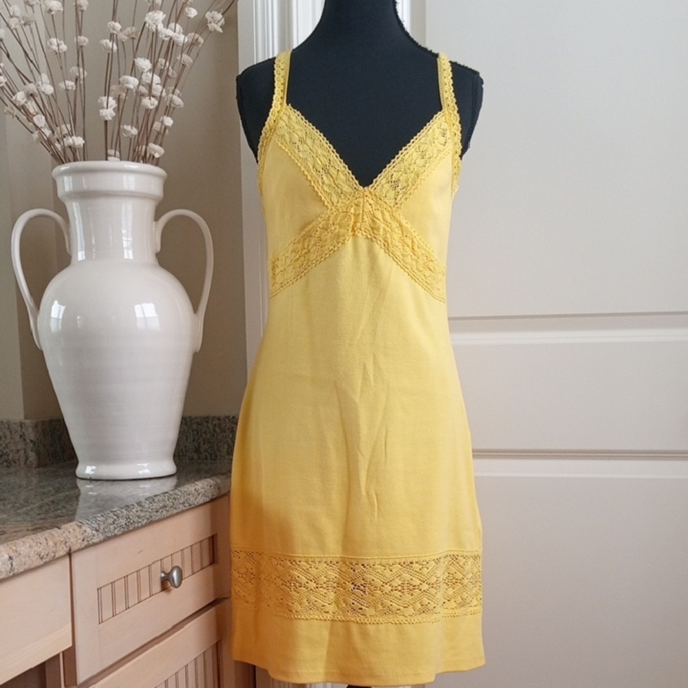 Moda International Yellow Lace Mini Dress. Featuring a Built-in Bra. Size Small